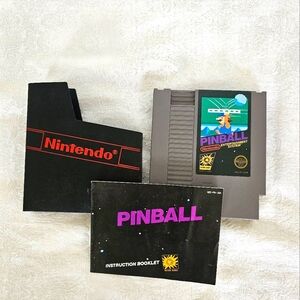 1985 Nintendo Pinball Arcade Game with manual